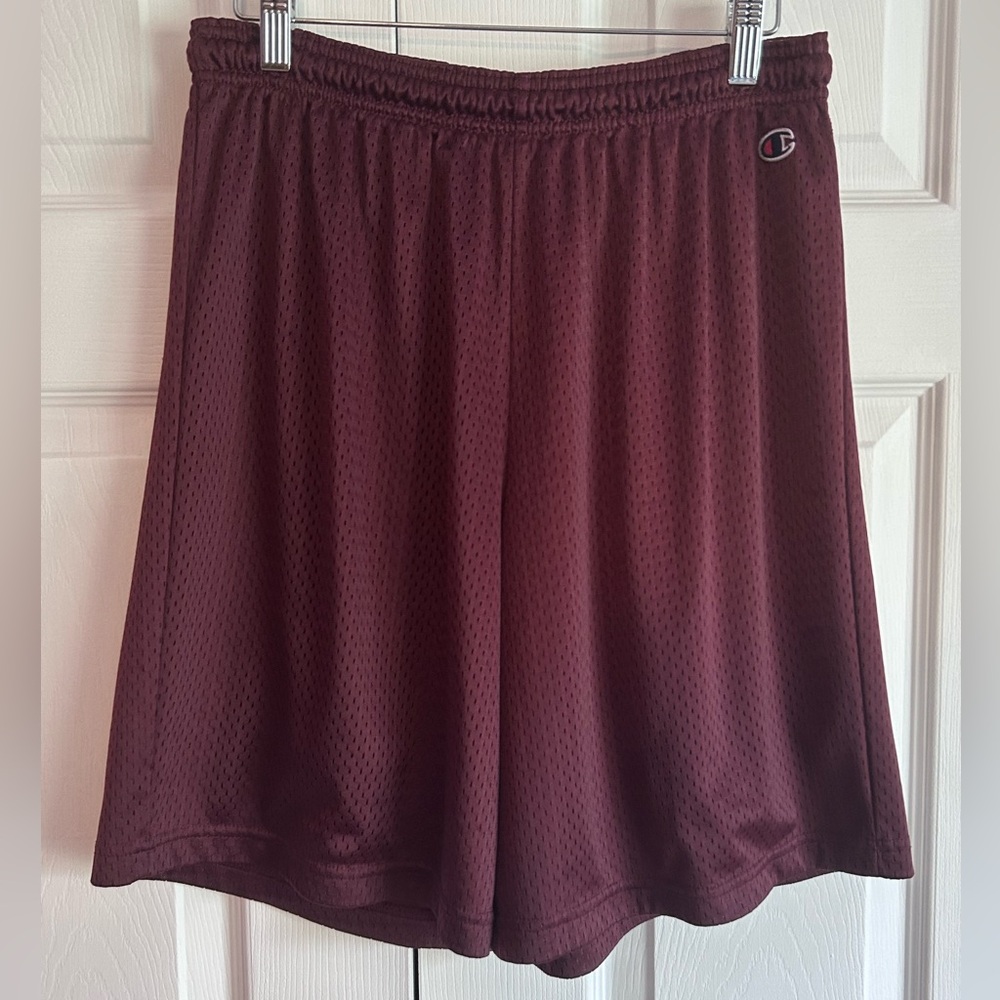Men’s Champion Burgundy Mesh Athletic Shorts with elastic waist Size Medium